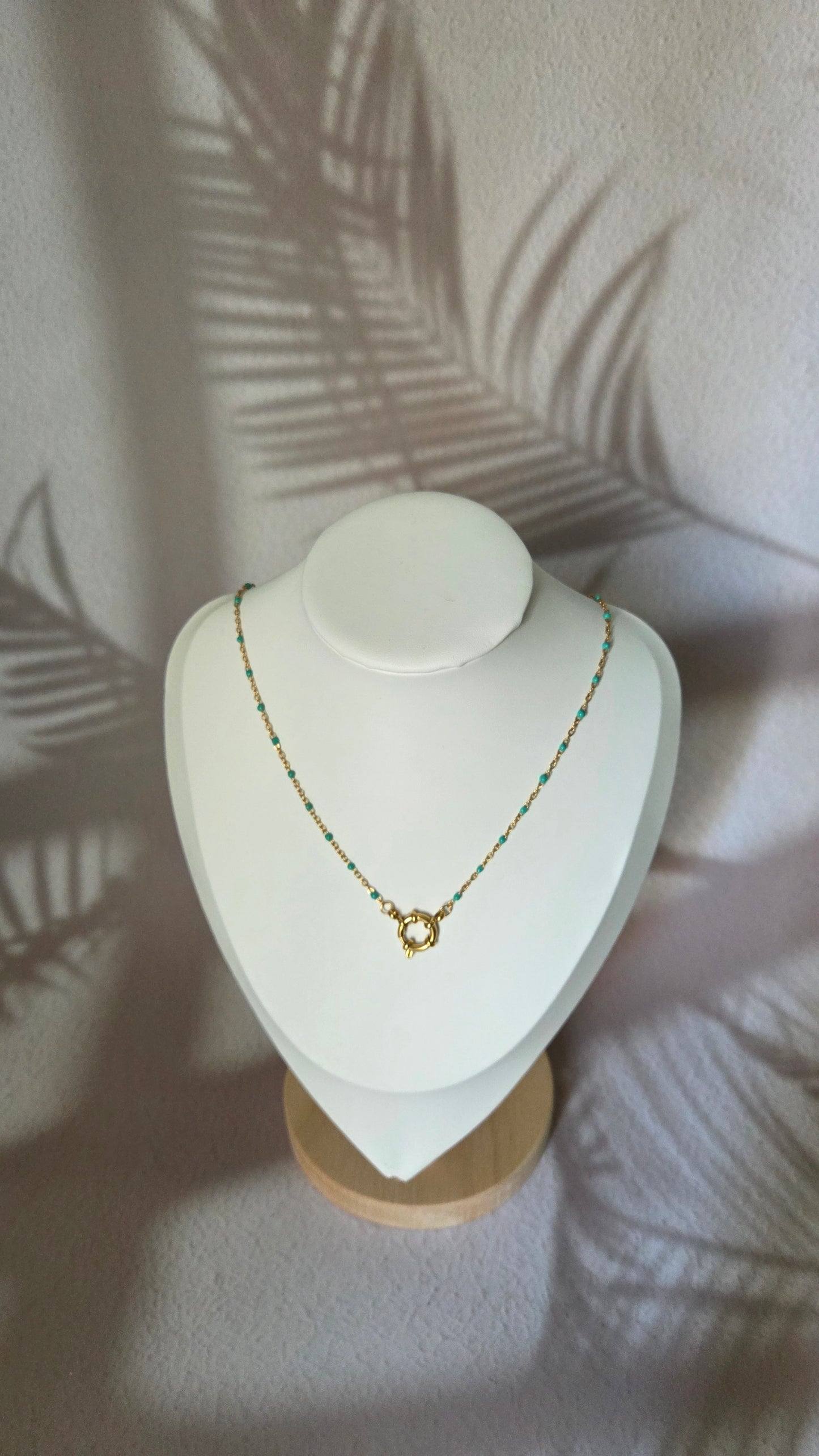 COLLIER CORALIA