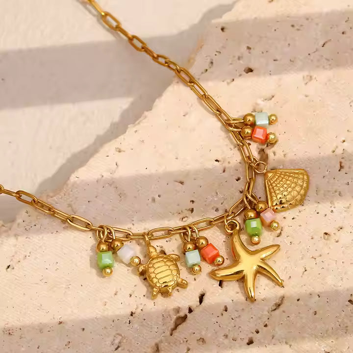 COLLIER EMMA